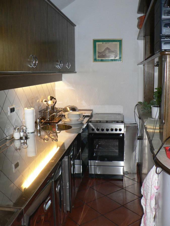 Apartmaji Mak เยเซนิตเซ ภายนอก รูปภาพ